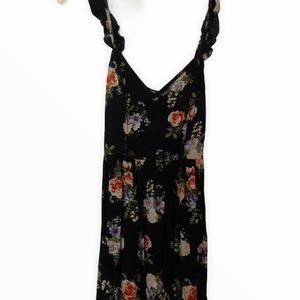 ✨BLACK FLORAL DRESS✨